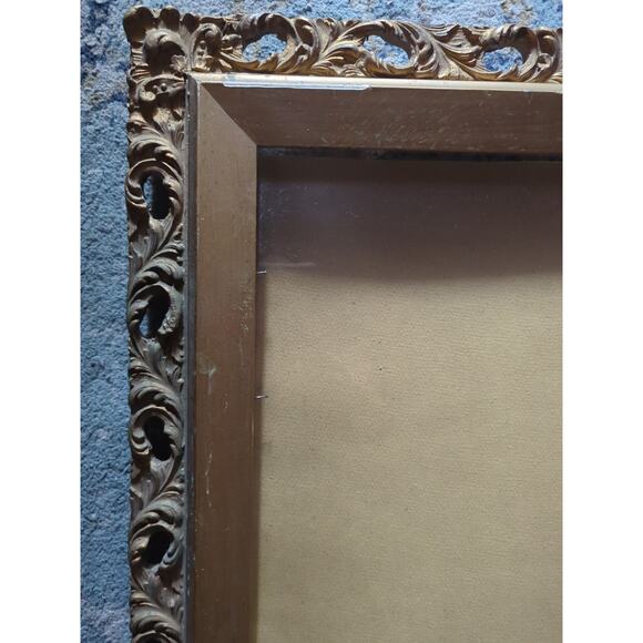 19th Century Antique Gold Gilded Rococo Portrait Wood Resin Frame Rare 26" × 22" - Picture 2 of 10